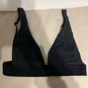SKIMS Plunge Bralette